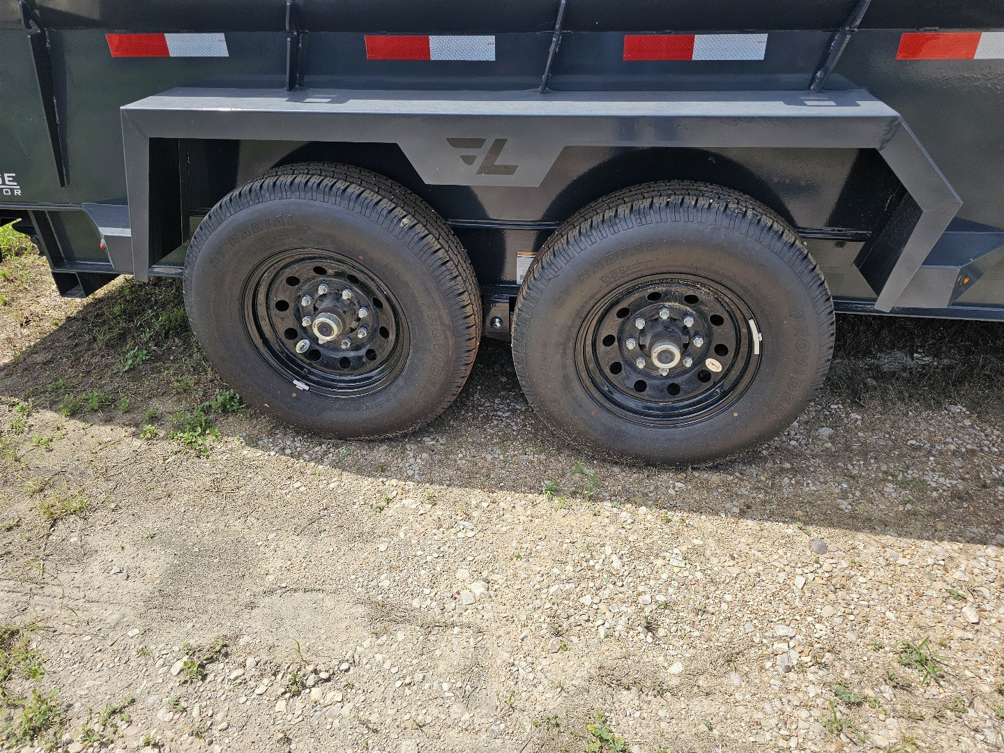 New 2025 Lamar Trailers 83X16 14K LOW PRO Dump Trailer