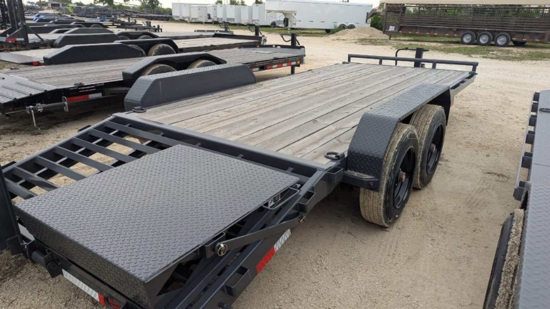 New 2024 Lamar Trailers 16K 83X20 Equipment Trailer