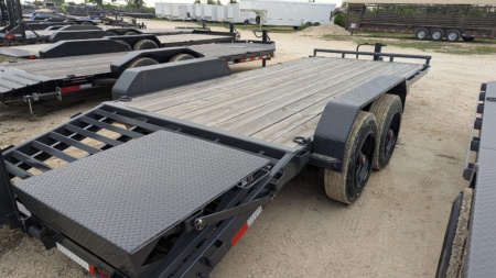 New 2024 Lamar Trailers 16K 83X20 Equipment Trailer