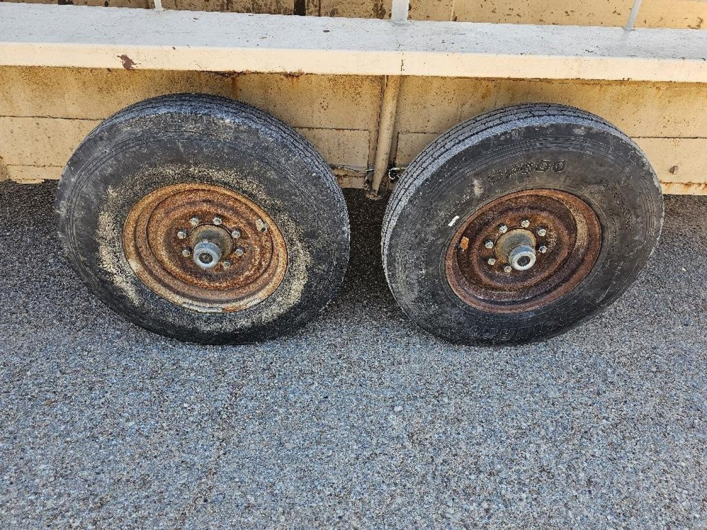 Used 1970 Hano 6'X24' Stock / Stock Combo Trailer