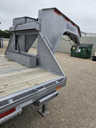 Used 2023 DIAMOND C FMAX210 102X40SD