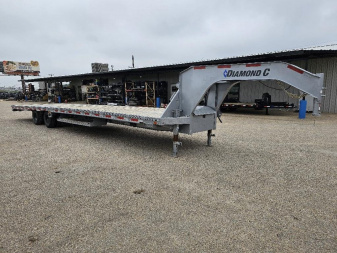 Used 2023 DIAMOND C FMAX210 102X40SD