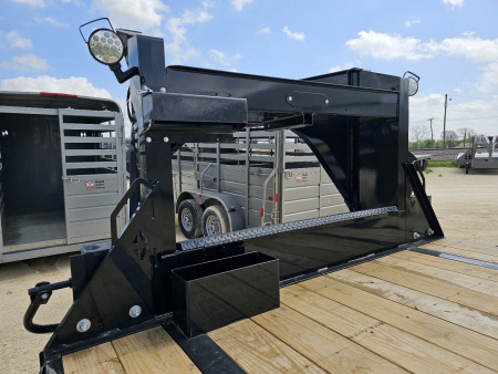 New 2023 Diamond C Trailers FMAX208 102x40 MR Gooseneck Bodies