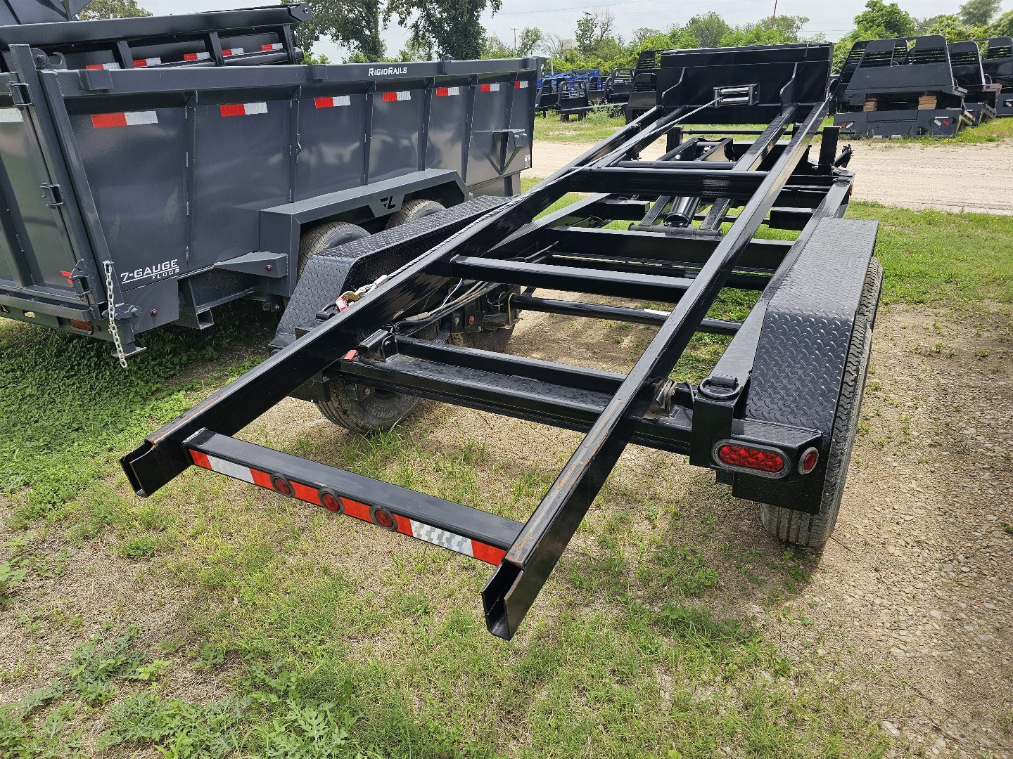 New 2024 LOAD TRAIL DT 83X14 14K Roll Off Dump Trailer