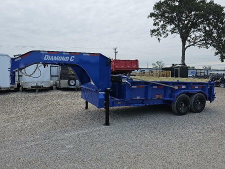 New 2024 DIAMOND C LPT207 14x82 GN