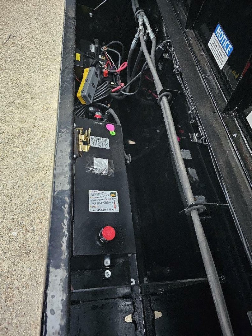 New 2024 DIAMOND C LPT210 16X82 GN