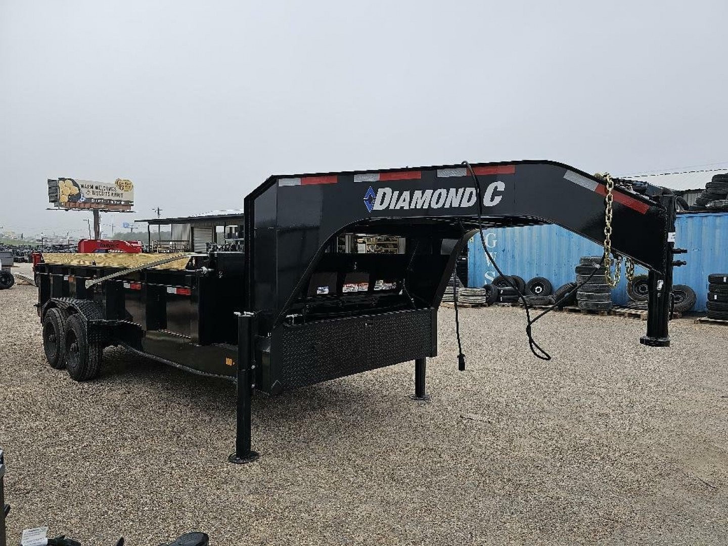 New 2024 DIAMOND C LPT210 16X82 GN