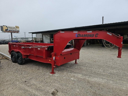 New 2024 DIAMOND C LPT210 14X82 GN