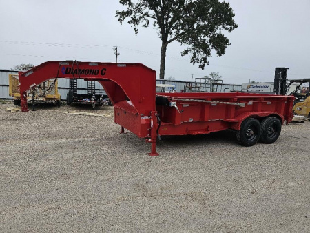 New 2024 DIAMOND C LPT210 14X82 GN