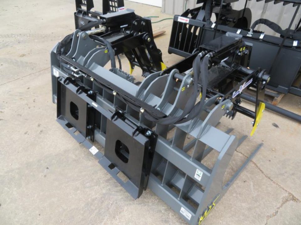 New 2026 MDS 77 Iron Eagle Skid Steer Grapple Bucket Attachment