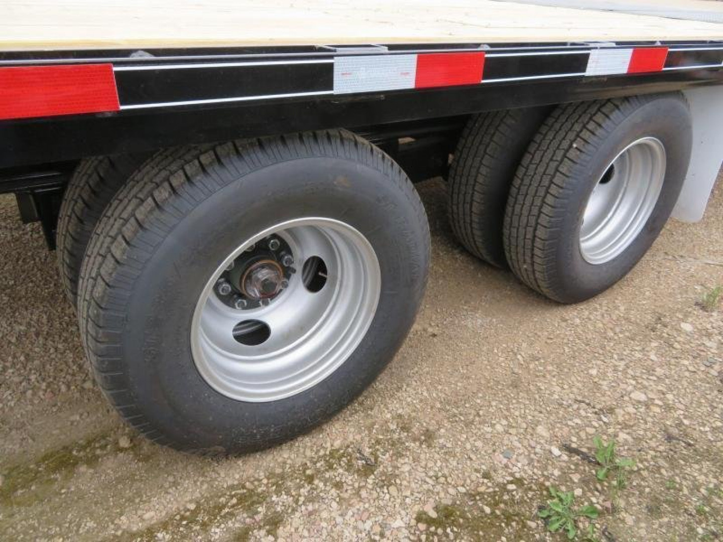 New 2026 Titan Trailer 28 Flatbed Trailer