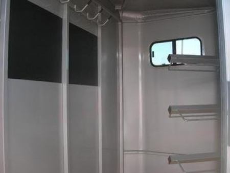 New 2026 Titan Trailer 16 Horse Trailer