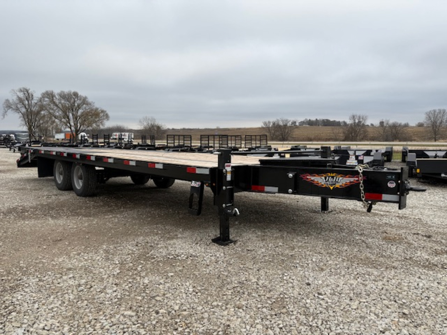 New 2026 H&H Black 102”x20’+5’ 22.5k HD Low Profile Dovetail Super Deluxe Ramps Deckover Trailer