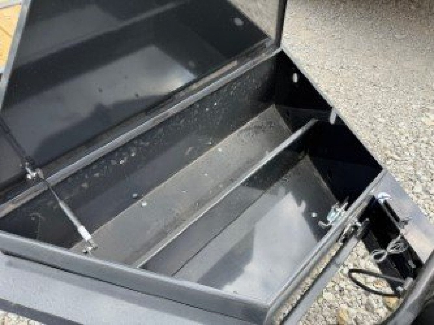 New 2025 Hillcrest Trailers 83"x21'+3' 17.6k I-Beam Equipment Trailer