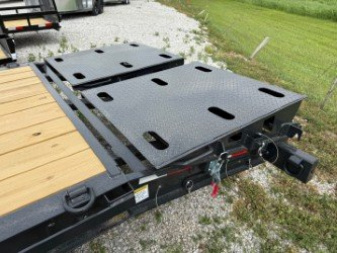 New 2025 Hillcrest Trailers 83"x21'+3' 17.6k I-Beam Equipment Trailer