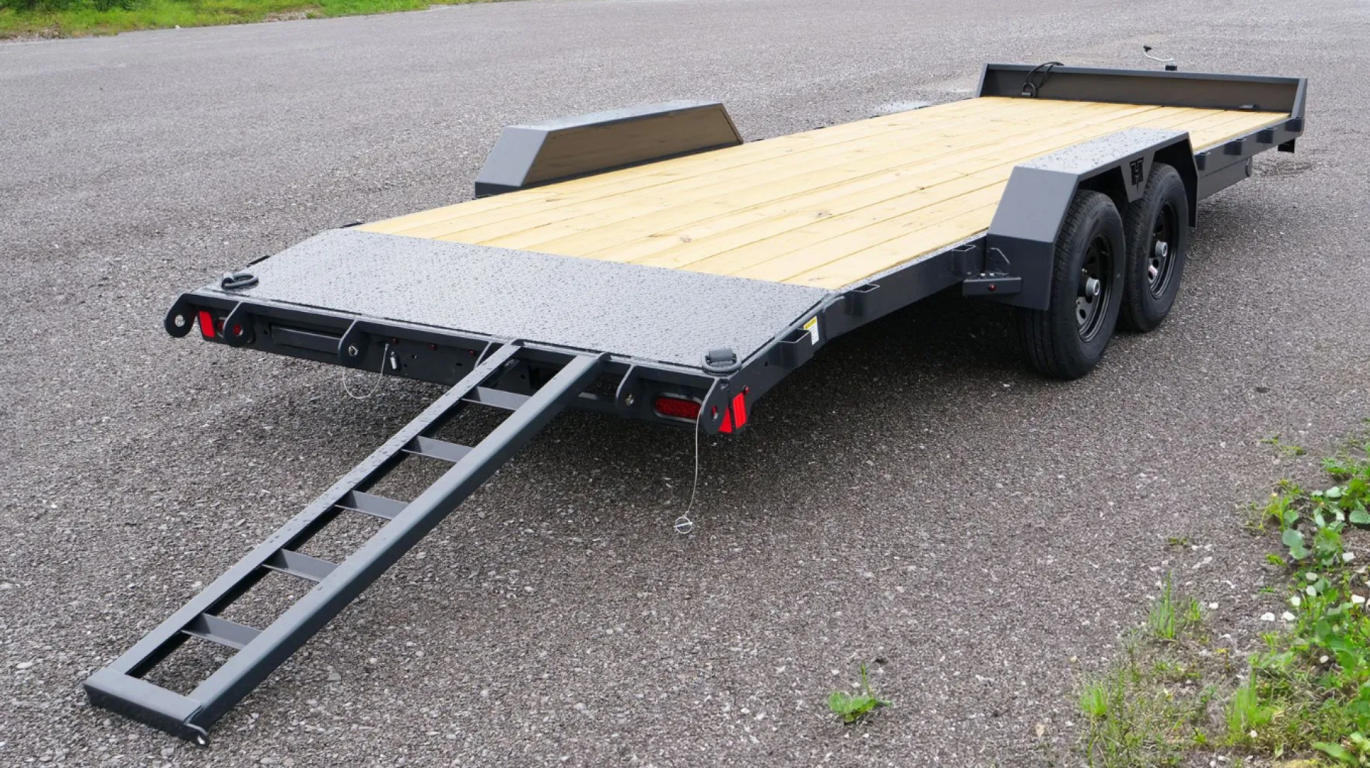 New 2025 Hillcrest 82"x18'+2' 10k Car Hauler Trailer