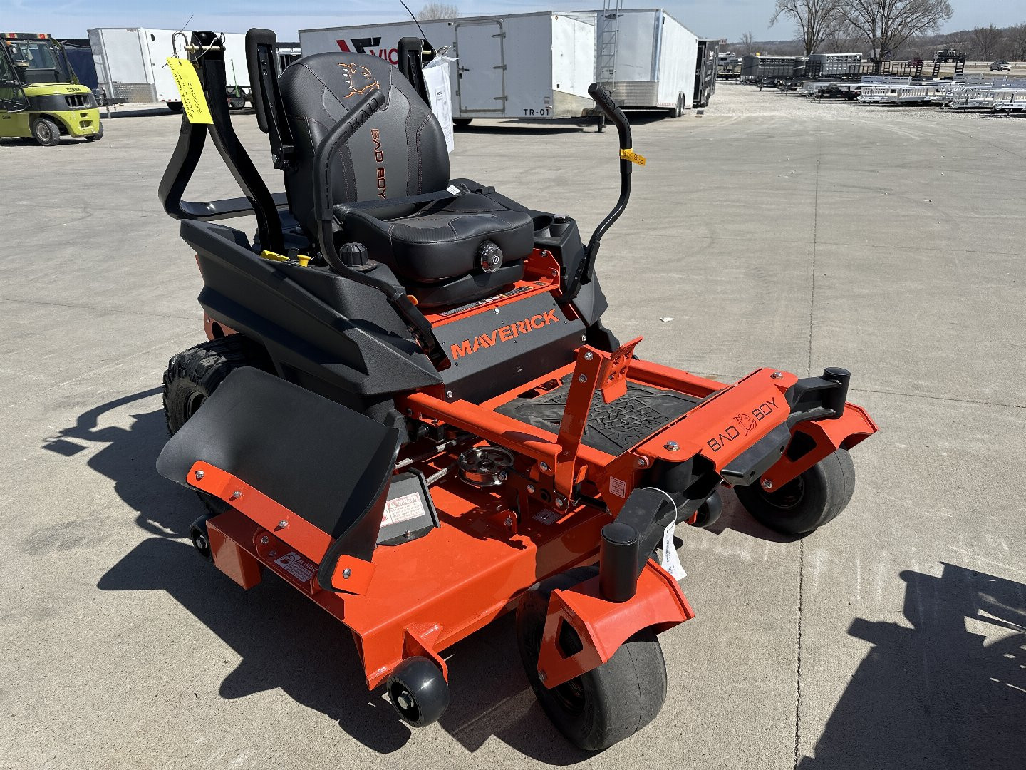 New 2025 Bad Boy 60" Maverick Kawasaki FS730 24HP Lawn Mowers