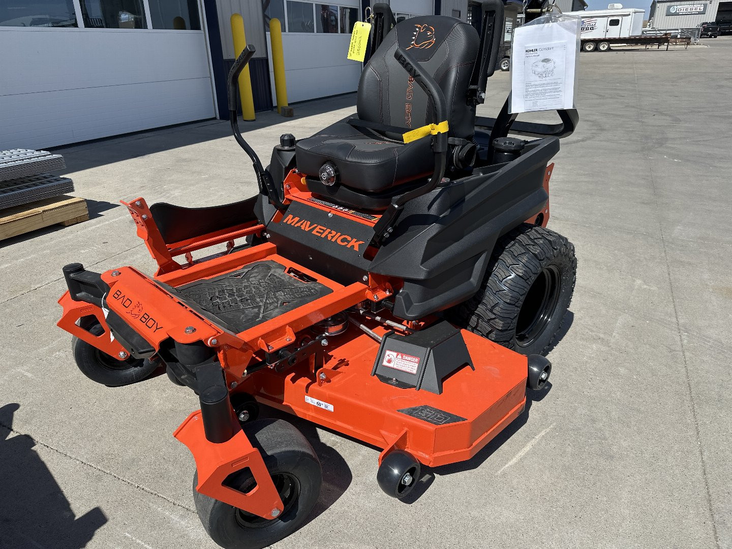 New 2025 Bad Boy 60" Maverick Kawasaki FS730 24HP Lawn Mowers