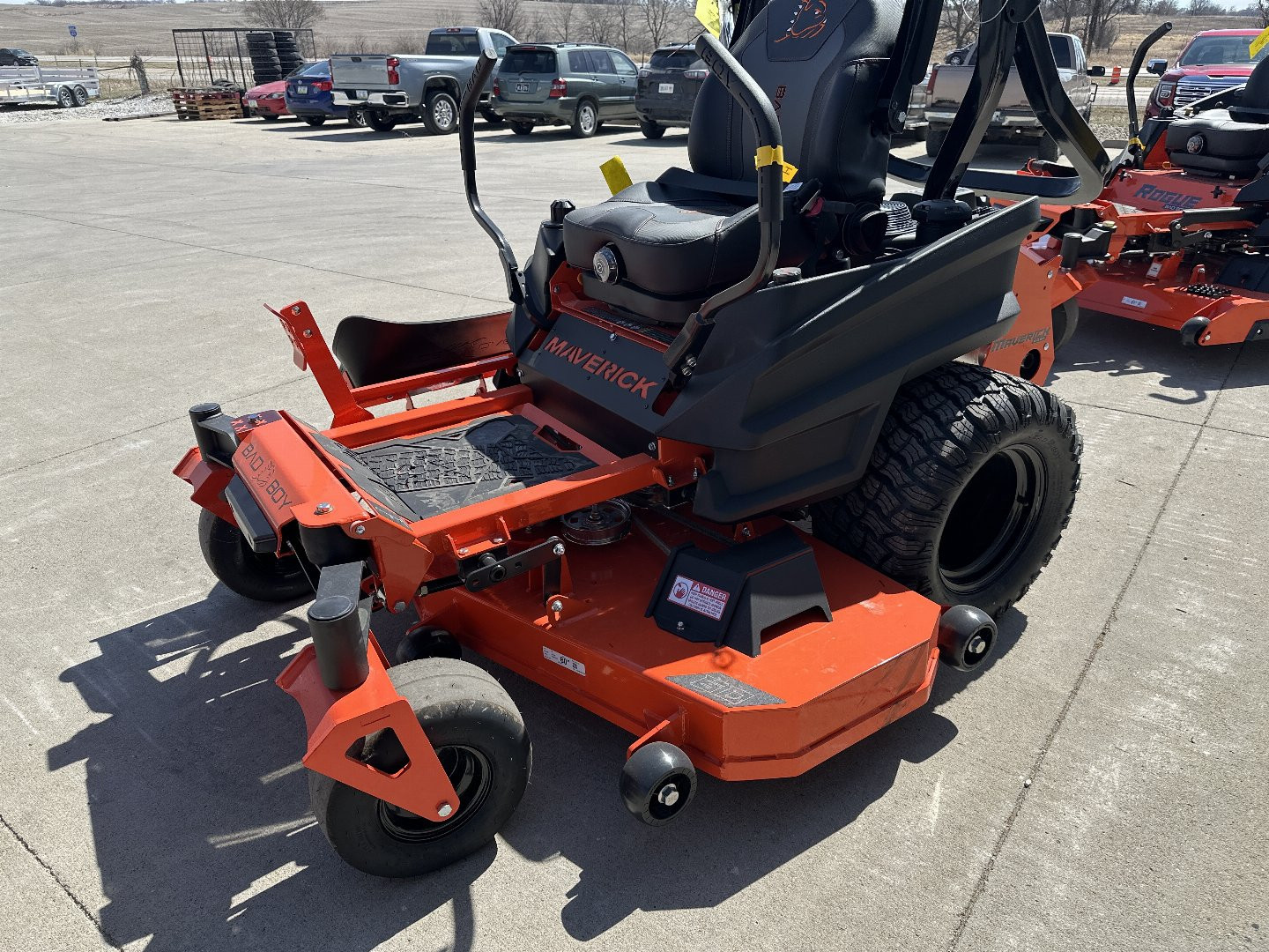 New 2025 Bad Boy 60" Maverick Briggs CXI 27HP Lawn Mowers