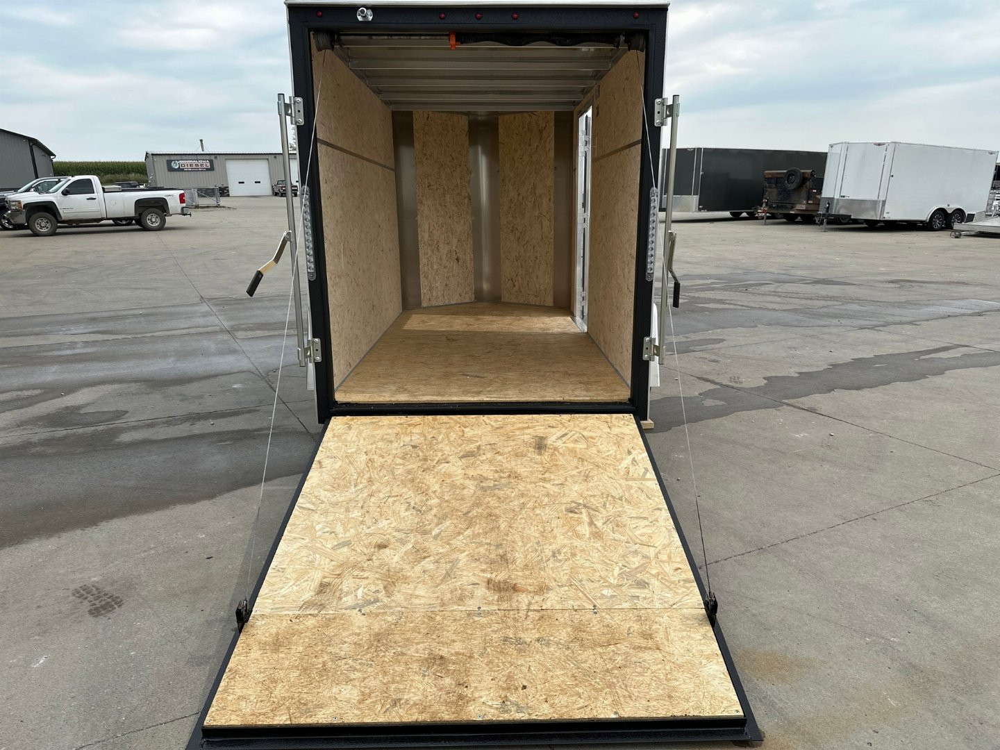 New 2025 H&H Trailers 5'x10' 3k Flat Top V-Nose Enclosed Cargo Trailer