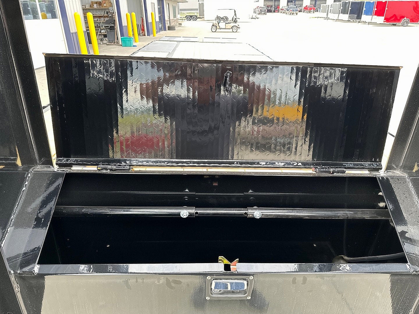 New 2025 H&H 102"x25'+5' 25.9K Heavy Duty Low Profile Dovetail Super Deluxe Ramps Goosneck Deckover Trailer