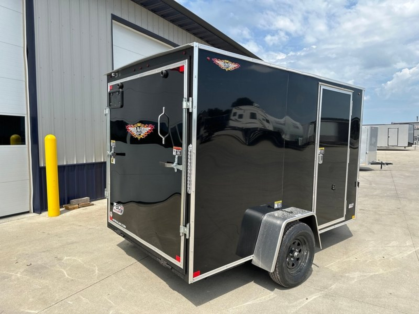 New 2025 H&H 6'x10' 3k Flat Top V-Nose Enclosed Cargo Trailer