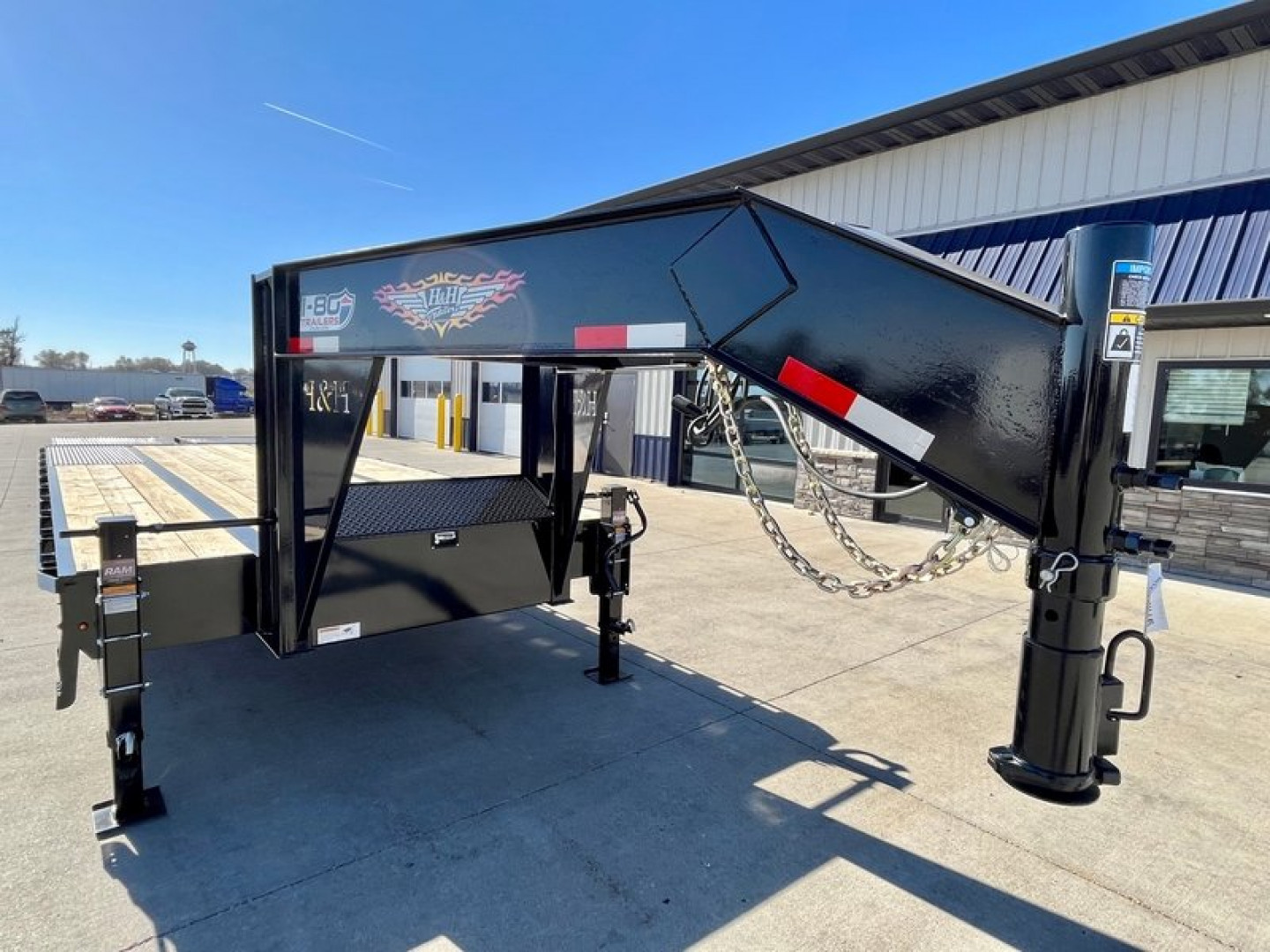 New 2025 H&H Trailers 102"x20'+5' 24k Heavy Duty Low Profile Super Deluxe Ramps Gooseneck Deckover Flatbed Trailer