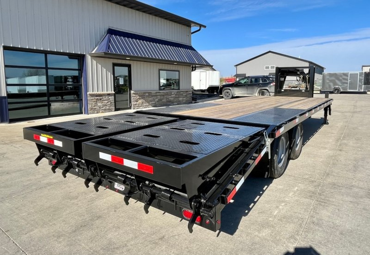 New 2025 H&H Trailers 102"x20'+5' 24k Heavy Duty Low Profile Super Deluxe Ramps Gooseneck Deckover Flatbed Trailer