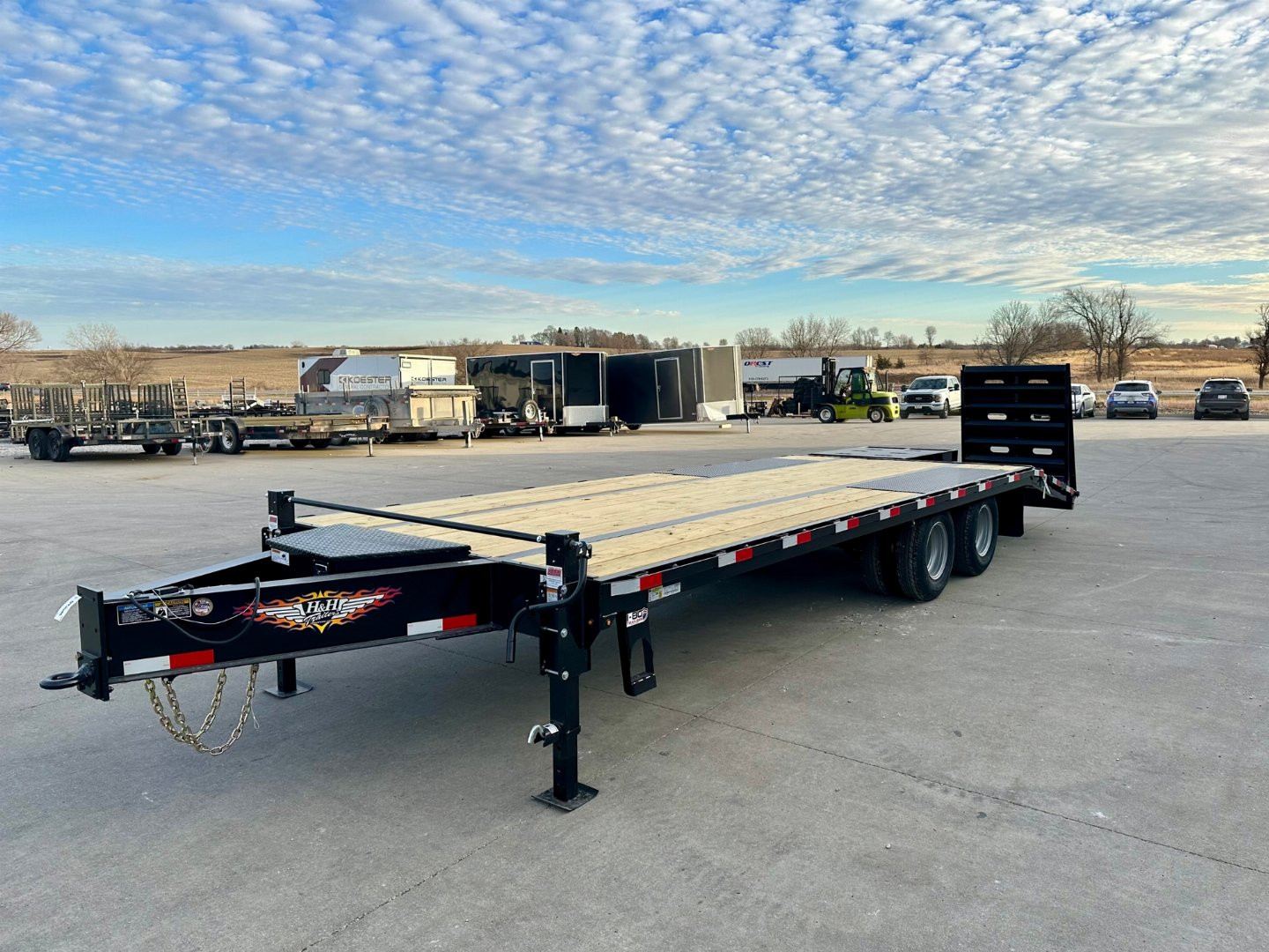 New 2025 H&H Trailers 102"x20'+5' 22.5k Heavy Duty Low Profile Dovetail Super Deluxe Ramps Bumper Pull Deckover Flatbed Trailer