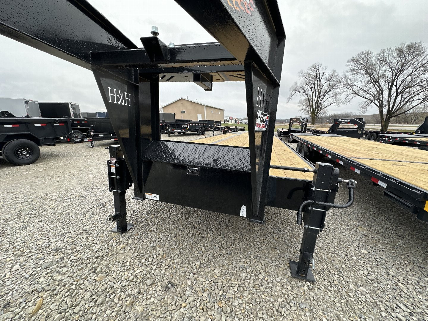New 2025 H&H Trailers 102"x35'+5' 24k Heavy Duty Low Profile Dovetail Super Deluxe Ramps Gooseneck Deckover Flatbed Trailer