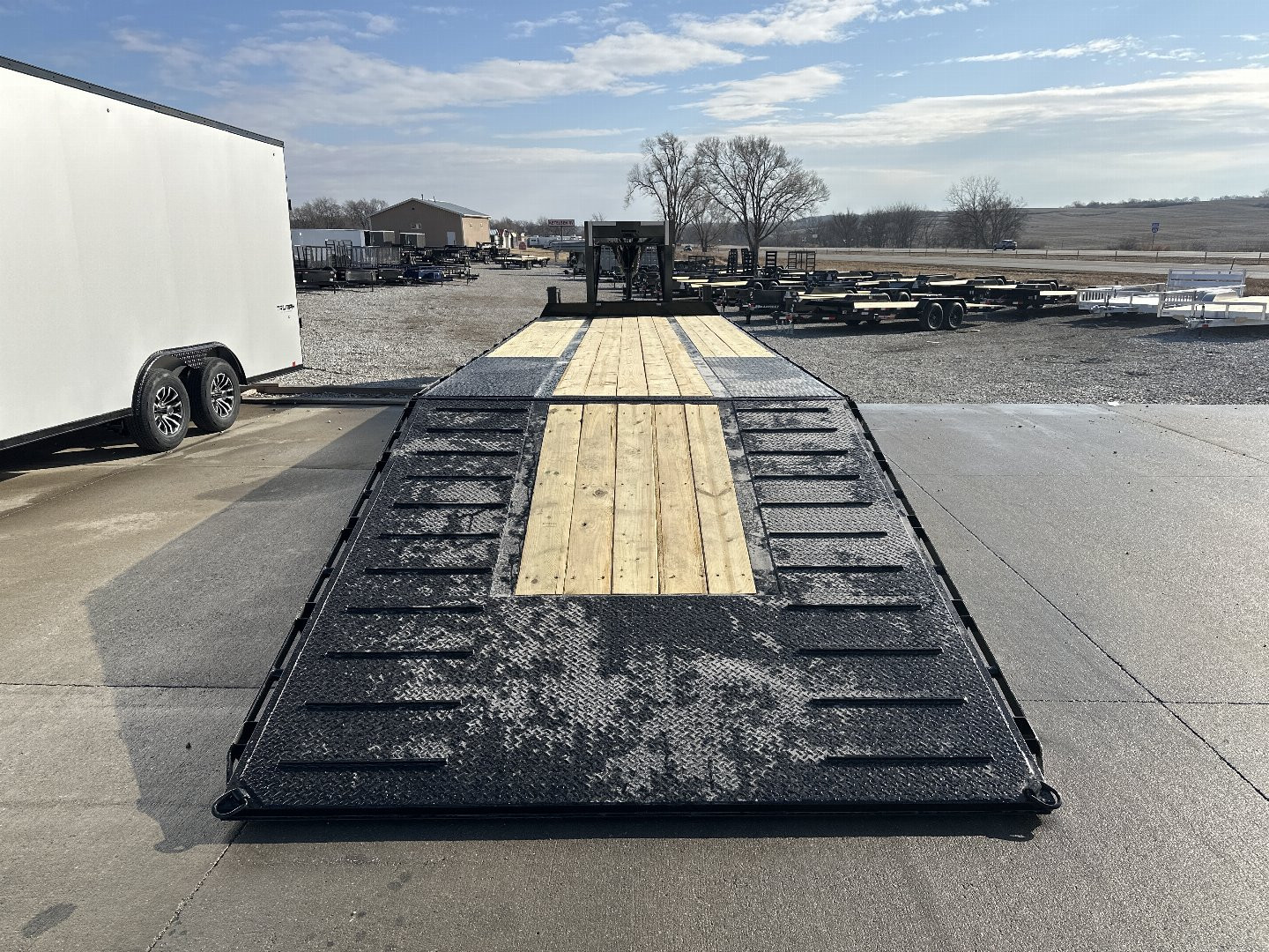 New 2025 H&H Trailers 102"x23'+9' 24k Hydraulic Tail Gooseneck Deckover Flatbed Trailer