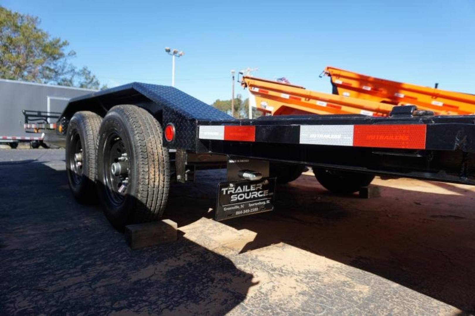 New PJ Trailers 8.5x24 TA 14K Deckover Trailer