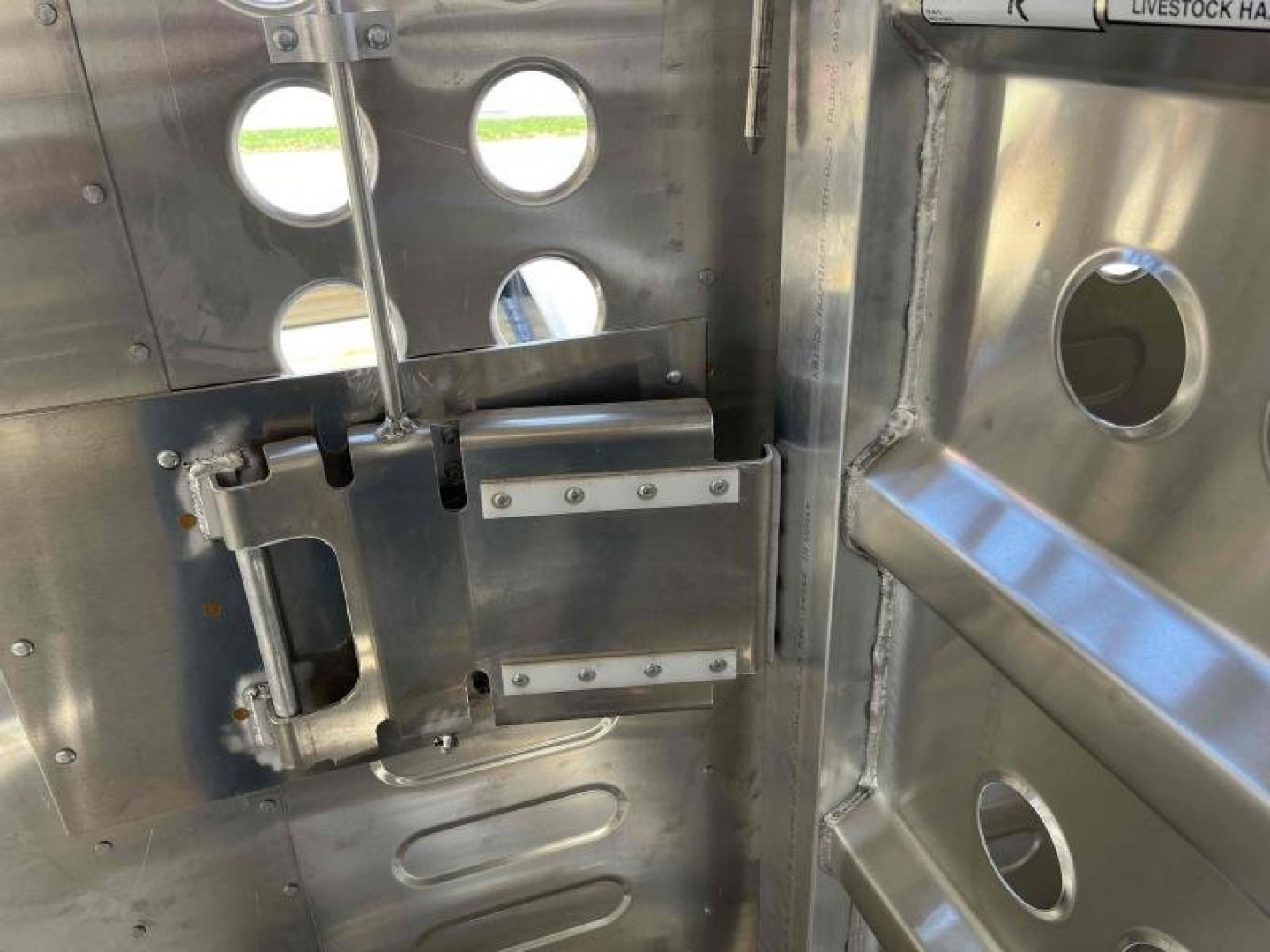 New 2026 MERRITT Livestock Stock 94x24 16k