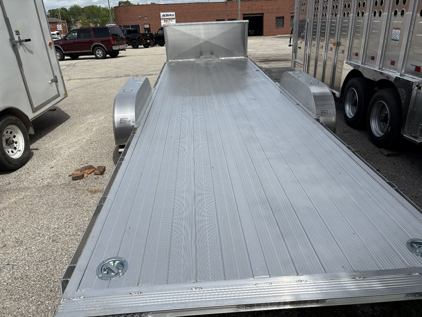 New 2025 H&H 82x24 14k Aluminum Electric Tilt Speedloader