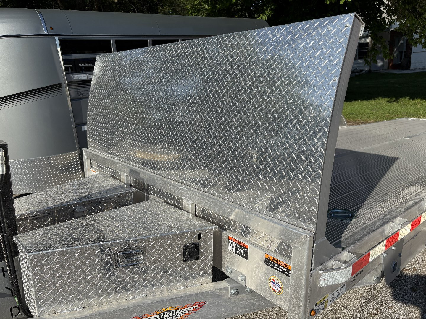 New 2025 H&H 82x22 10k Speedloader Electric Tilt