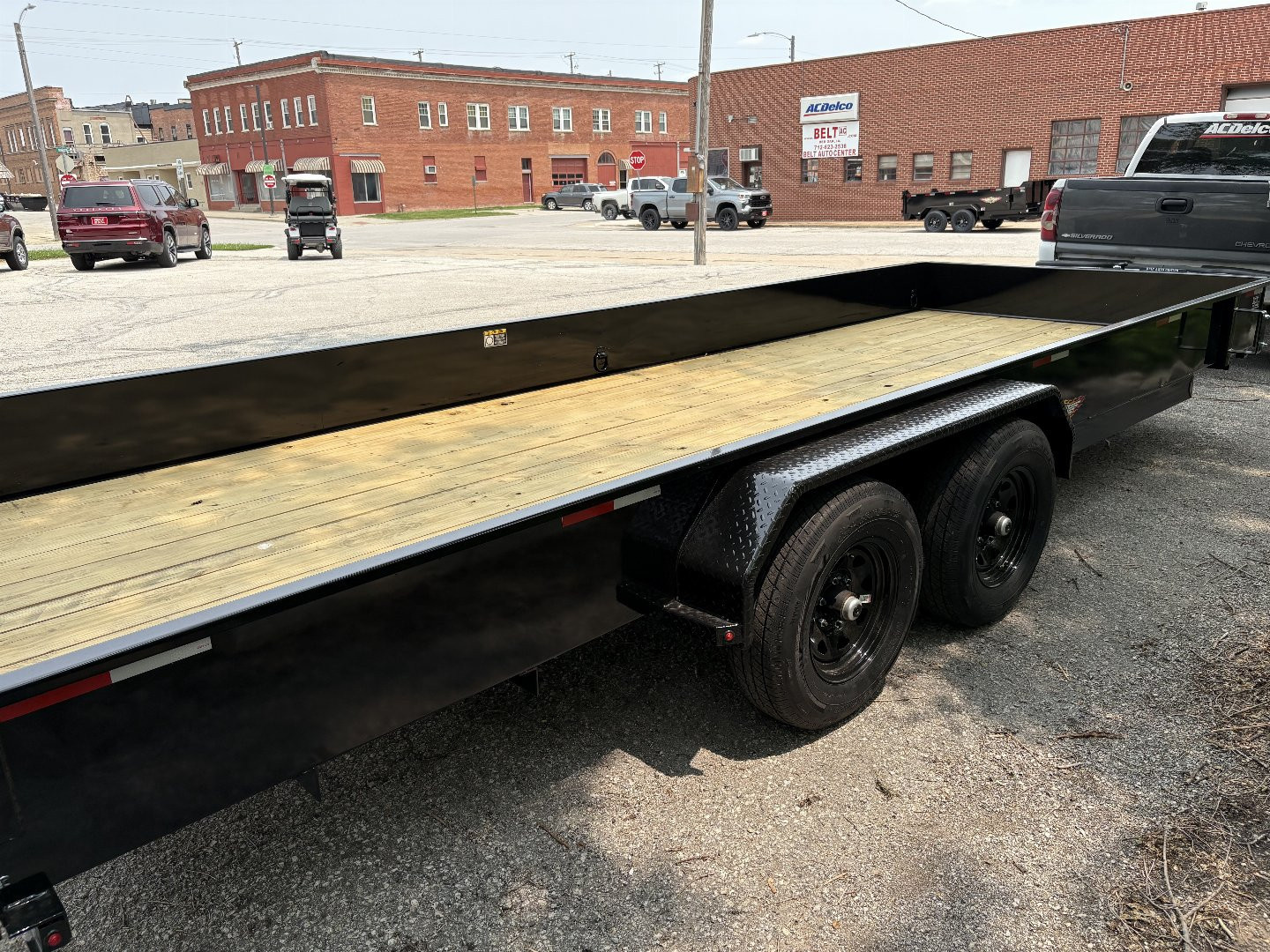 New 2025 H&H 82" x 20' 10k Solid Side w/Ladder Gate