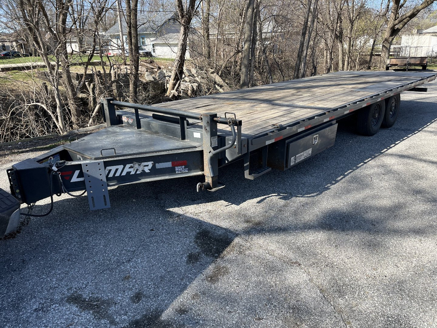 Used 2023 Lamar Trailers 8.5x24 Power Tilt 14k Deckover Trailer