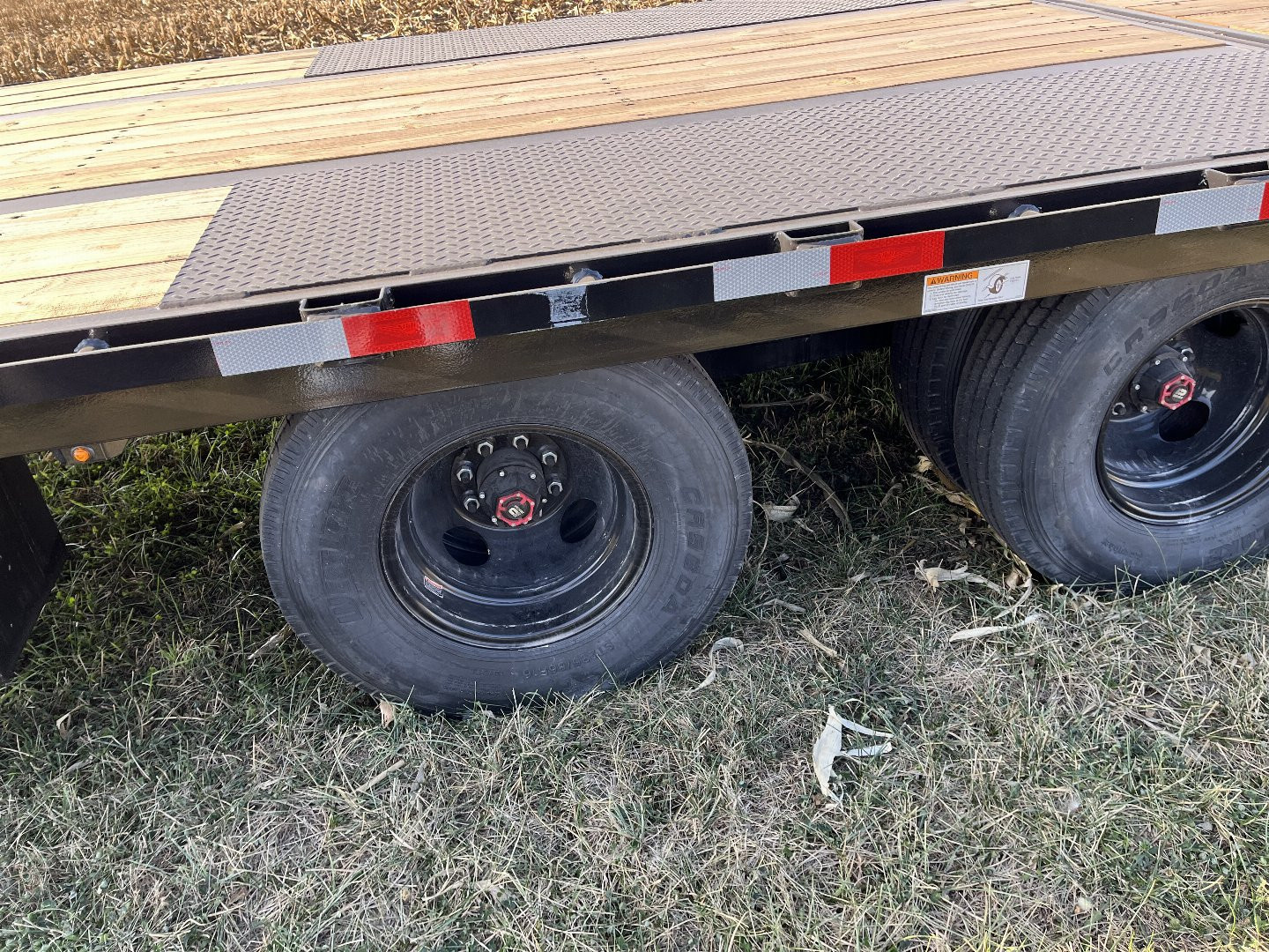 New 2025 H&H Deckover Hyd Tail Deckover Trailer