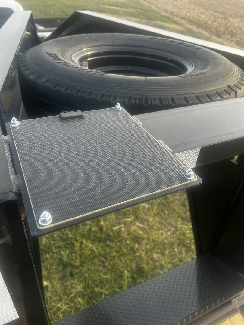 New 2025 H&H Deckover Hyd Tail Deckover Trailer