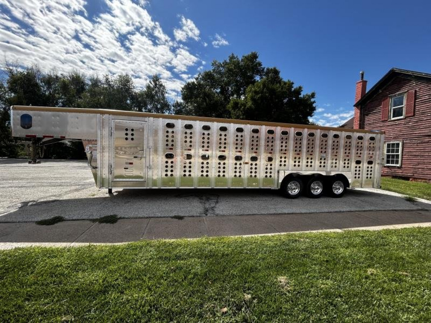 New 2025 Merrit Trailers Livestock Stock / Stock Combo Trailer
