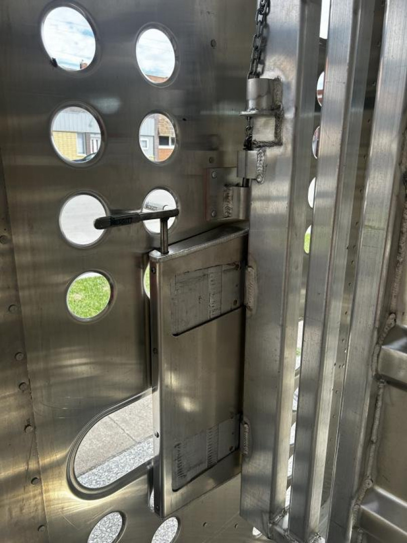 New 2025 Merrit Trailers Livestock Stock / Stock Combo Trailer