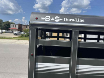 New 2024 SS Duraline Livestock Gooseneck 6'8 x6'6 x20' 14K Center Gate Vents Spare Rubber Bumper Stock / Stock Combo Trailer