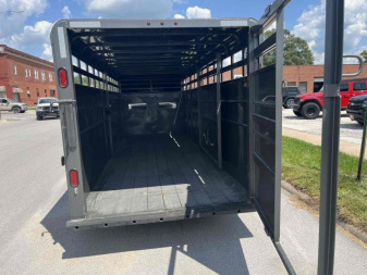 New 2024 SS Duraline Livestock Gooseneck 6'8 x6'6 x20' 14K Center Gate Vents Spare Rubber Bumper Stock / Stock Combo Trailer