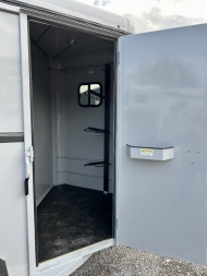 New 2025 Valley Trailers 2820 2-Horse Trailer