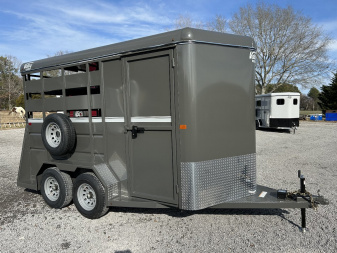 New 2025 Valley Trailers 2800 2-Horse Trailer