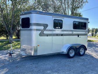 New 2025 Hawk 100C Horse Trailer