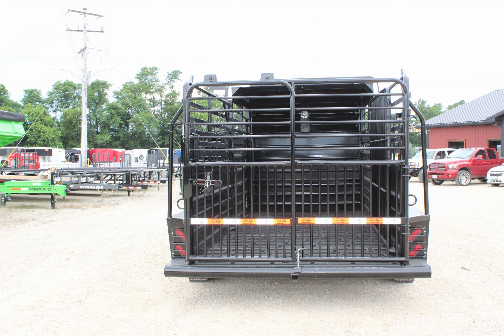 New 2025 GR Trailer 6.8 x 16 Gooseneck Half -Top Livestock