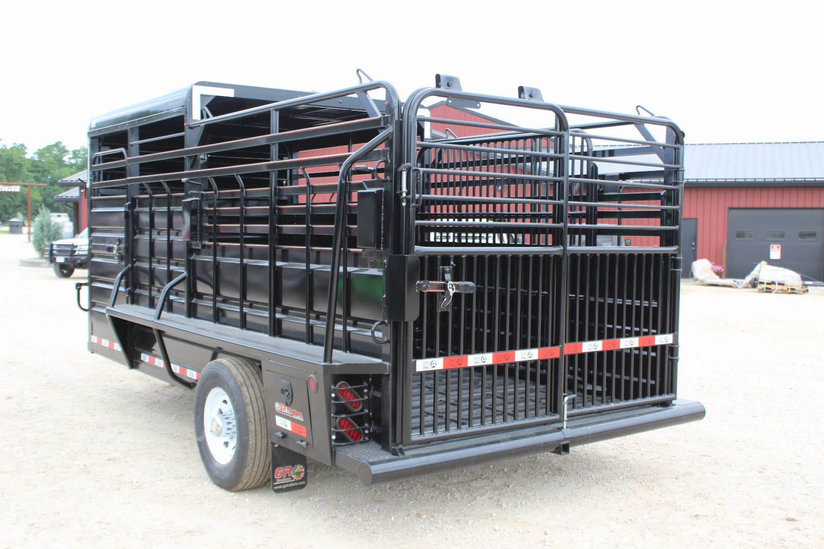 New 2025 GR Trailer 6.8 x 16 Gooseneck Half -Top Livestock