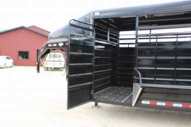 New 2025 GR Trailer 6.8 x 16 Gooseneck Half -Top Livestock