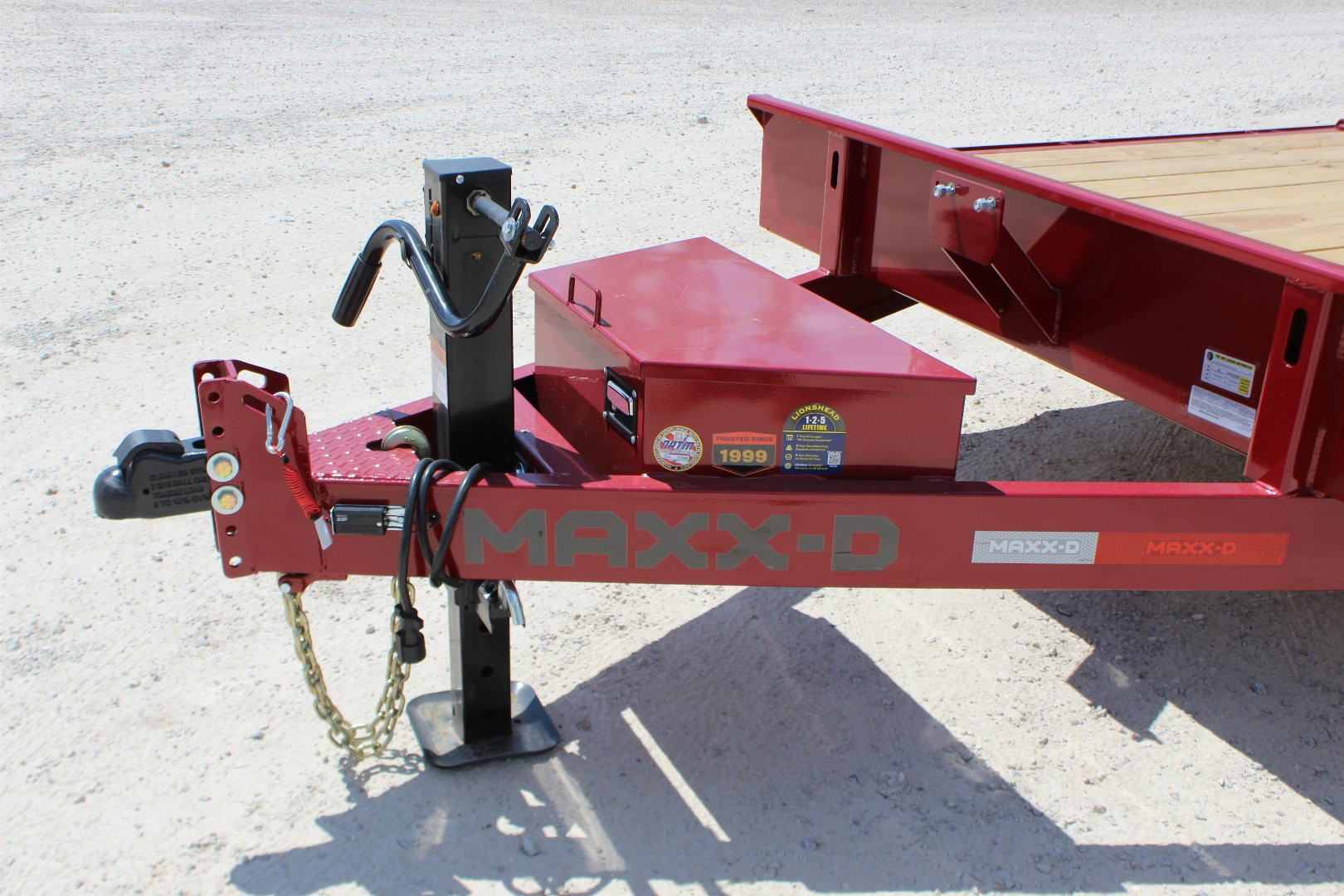 New 2026 MAXX-D C6X 83" x 20' BP Equipment Trailer